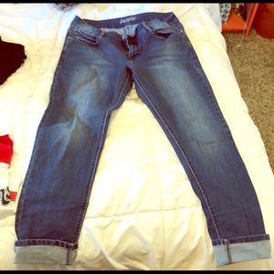 Angels Jeans in great condition. Cute pockets!